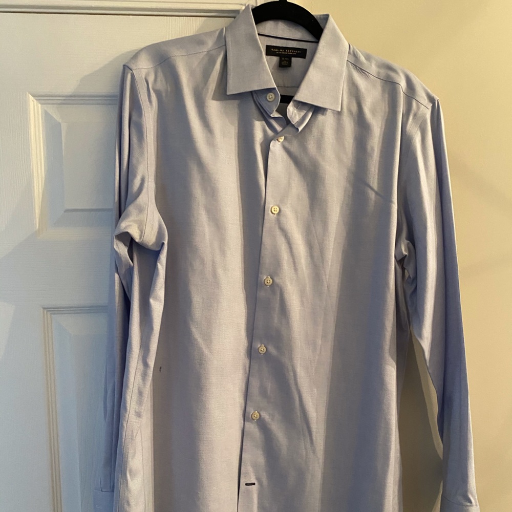 Banana Republic men’s dress shirt